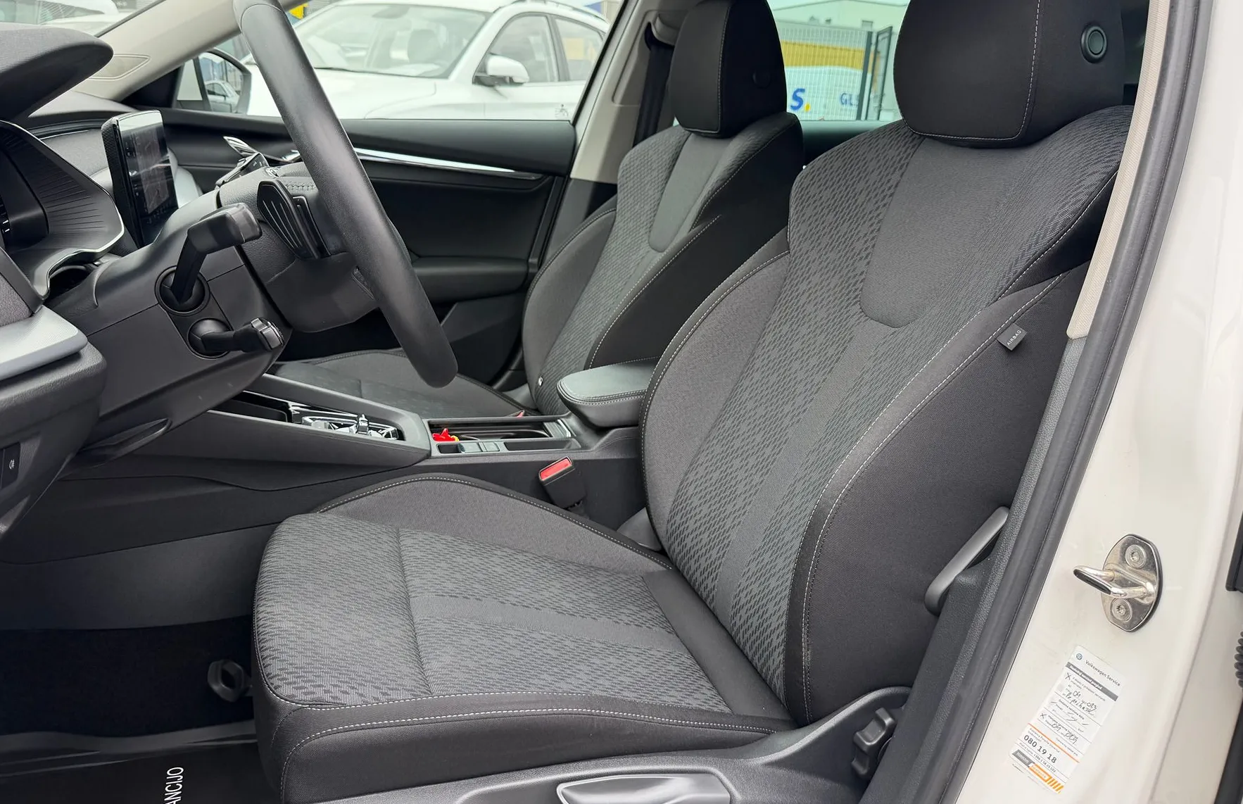 Zunanja slika - Škoda Octavia - 2.0 TDI CRYSTAL LED-LIMO.-NAVI-VIRTUAL-ACC-KAMERA- - 9