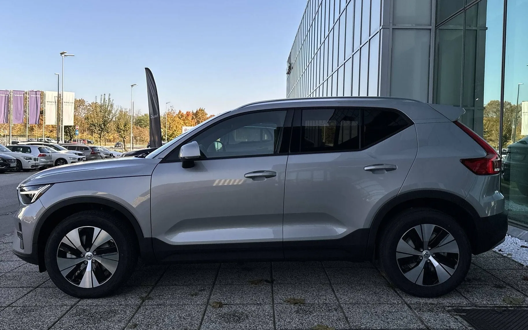 Notranja slika - Volvo XC40 - B3 P Core AT DCT 3 leta garancije + 3 servisi... - 8