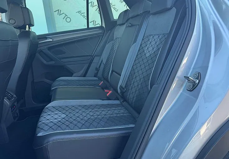 Zunanja slika - Volkswagen Tiguan - 4motion 2.0 TDI BMT R-Line DSG - 10