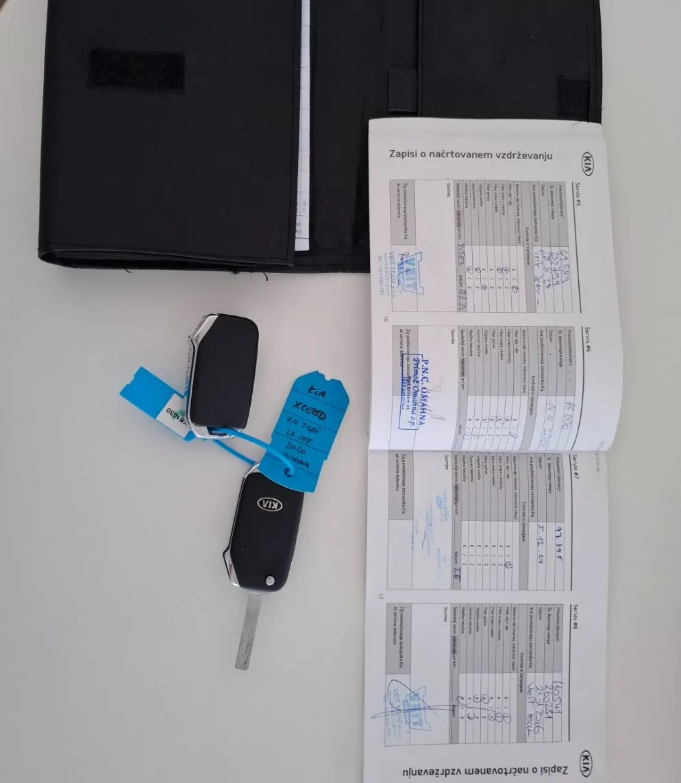 Zunanja slika - KIA XCeed - 1.0 T-GDi - SLOVENSKI - POTRJENA SERVISNA KNJIGA - 18