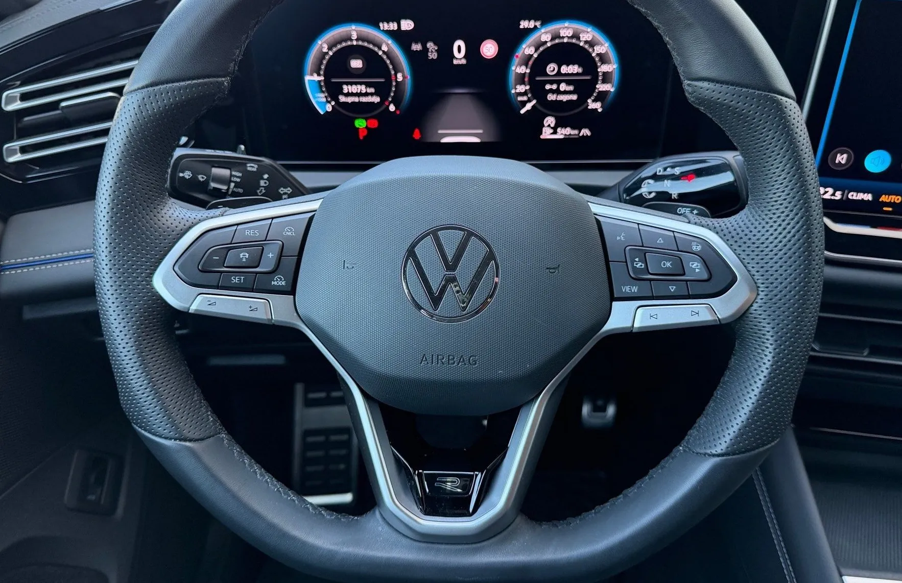 Zunanja slika - VW Tiguan - 2.0 TDI DSG R-Line  4Joy - 8