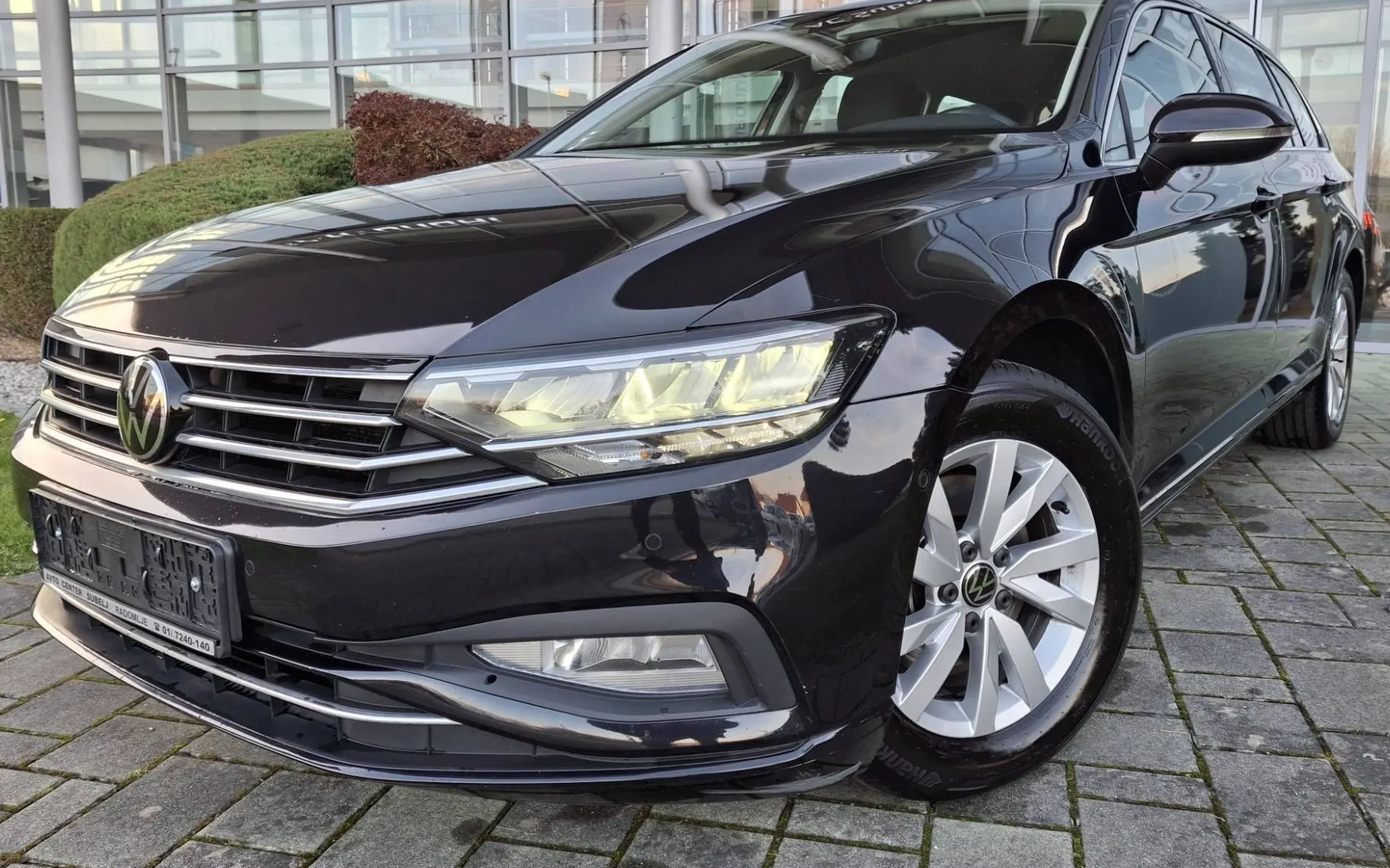 Zunanja slika - VW Passat - 1.5 TSI BMT Elegance avt. 110kW DECEMBRSKA AKCIJA. - 1