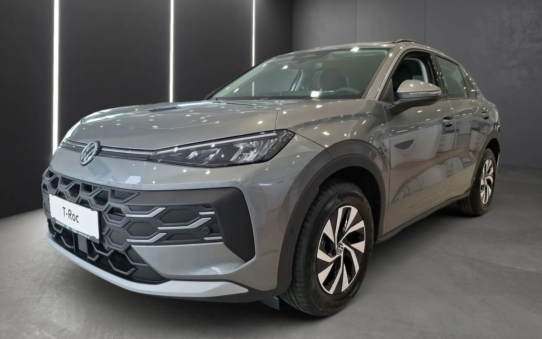 Zunanja slika - Volkswagen T-Roc - 1.5 eTSI Life DSG - 1