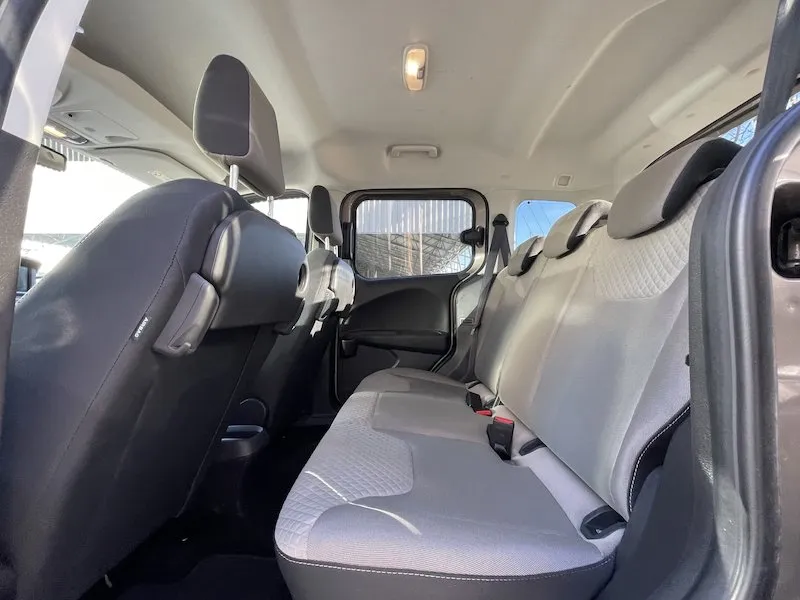 Zunanja slika - Ford Tourneo Courier - 1.5 TDCI 100KM TITANIUM SLO poreklo ZIMSKI PAKET - 9