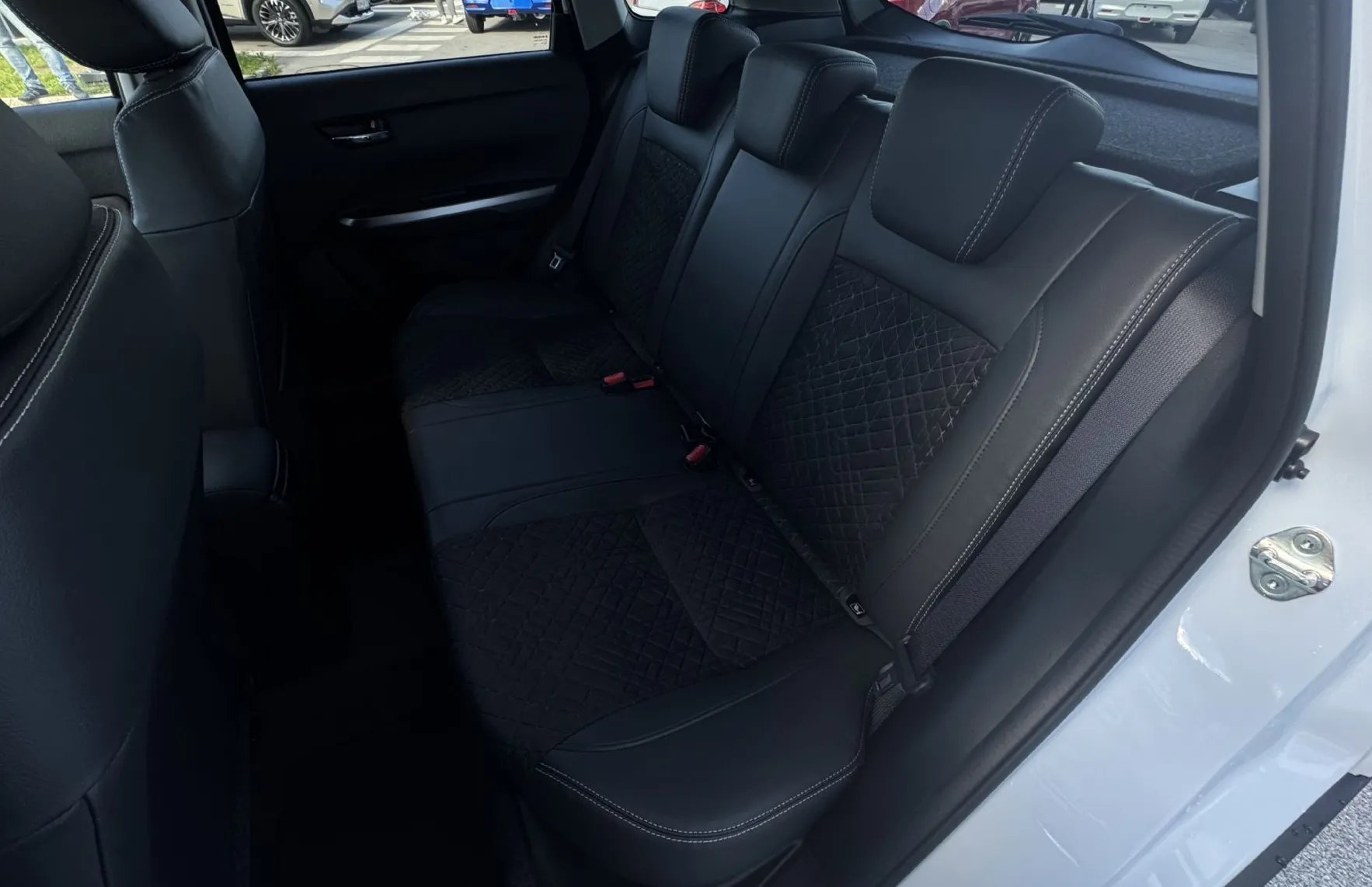 Zunanja slika - Suzuki Vitara - 1.4 Boosterjet AllGrip Hibrid Elegance - 10