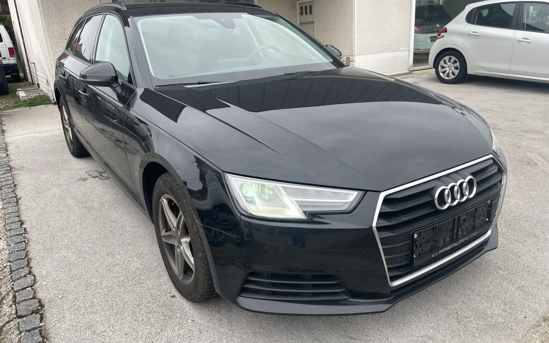 Zunanja slika - Audi A4 - Avant - 1