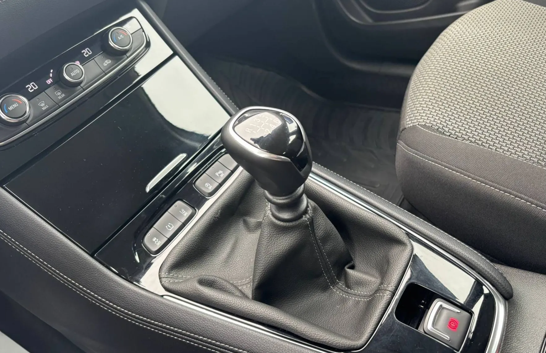 Zunanja slika - Opel Grandland X - 1.2 Turbo Enjoy  SLO-1.LAST.-KAMERA-GRETJE... - 11