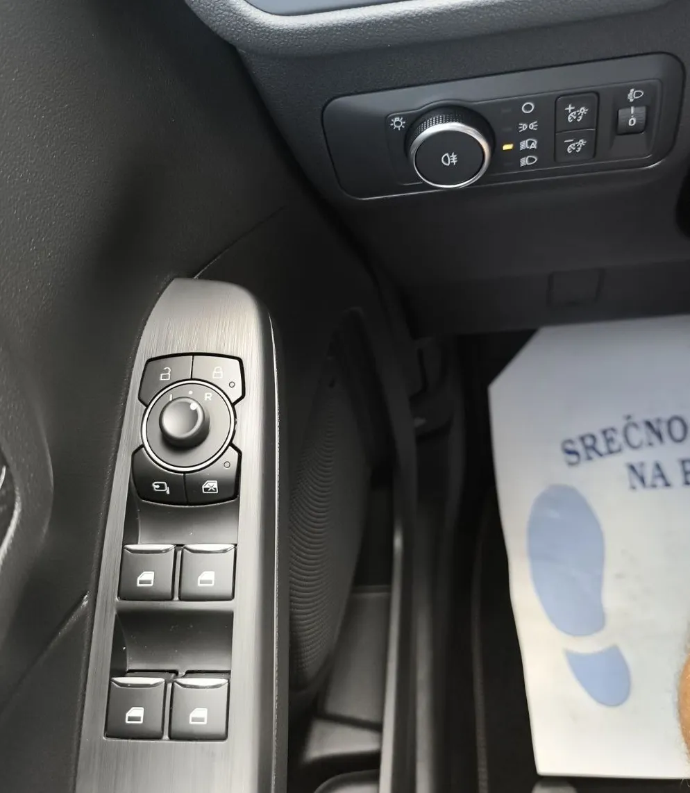 Zunanja slika - Ford Kuga - ST-LINE 2.5 180 KM FHEV- NA ZALOGI - 19