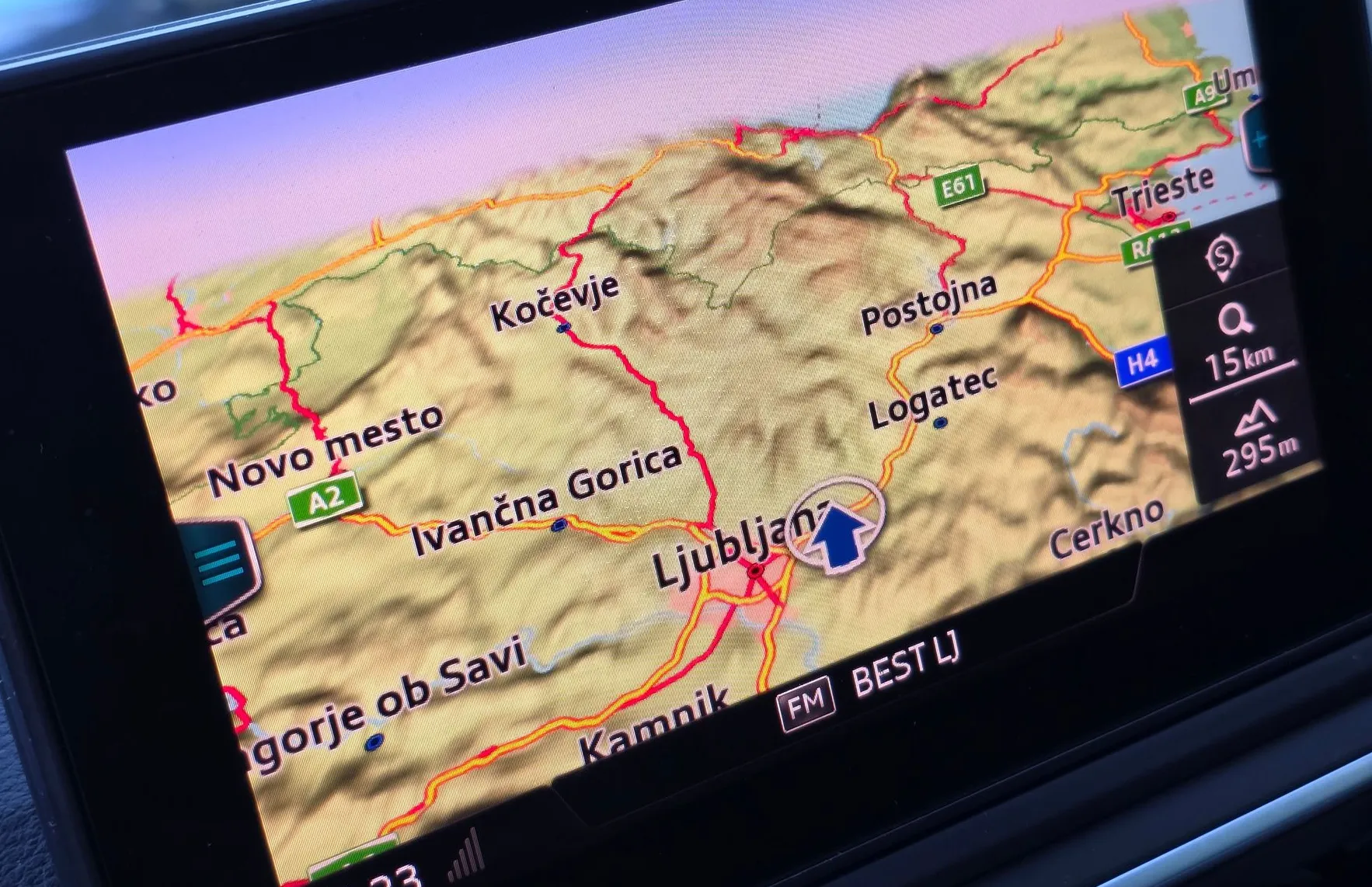 Zunanja slika - Audi A4 - Avant 35 TDI S-TRONIC z-LINE LED-NAVI-ALU PLATIŠČA - 15