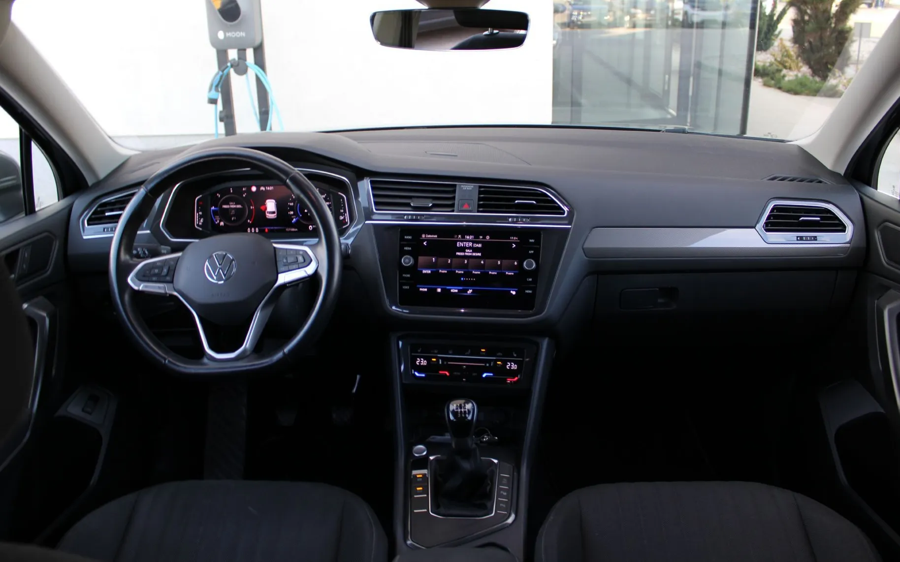 Zunanja slika - VW Tiguan Allspace - 2.0 TDI SCR BMT 110kW Life VIRT GRET SED AKT TEMP - 8