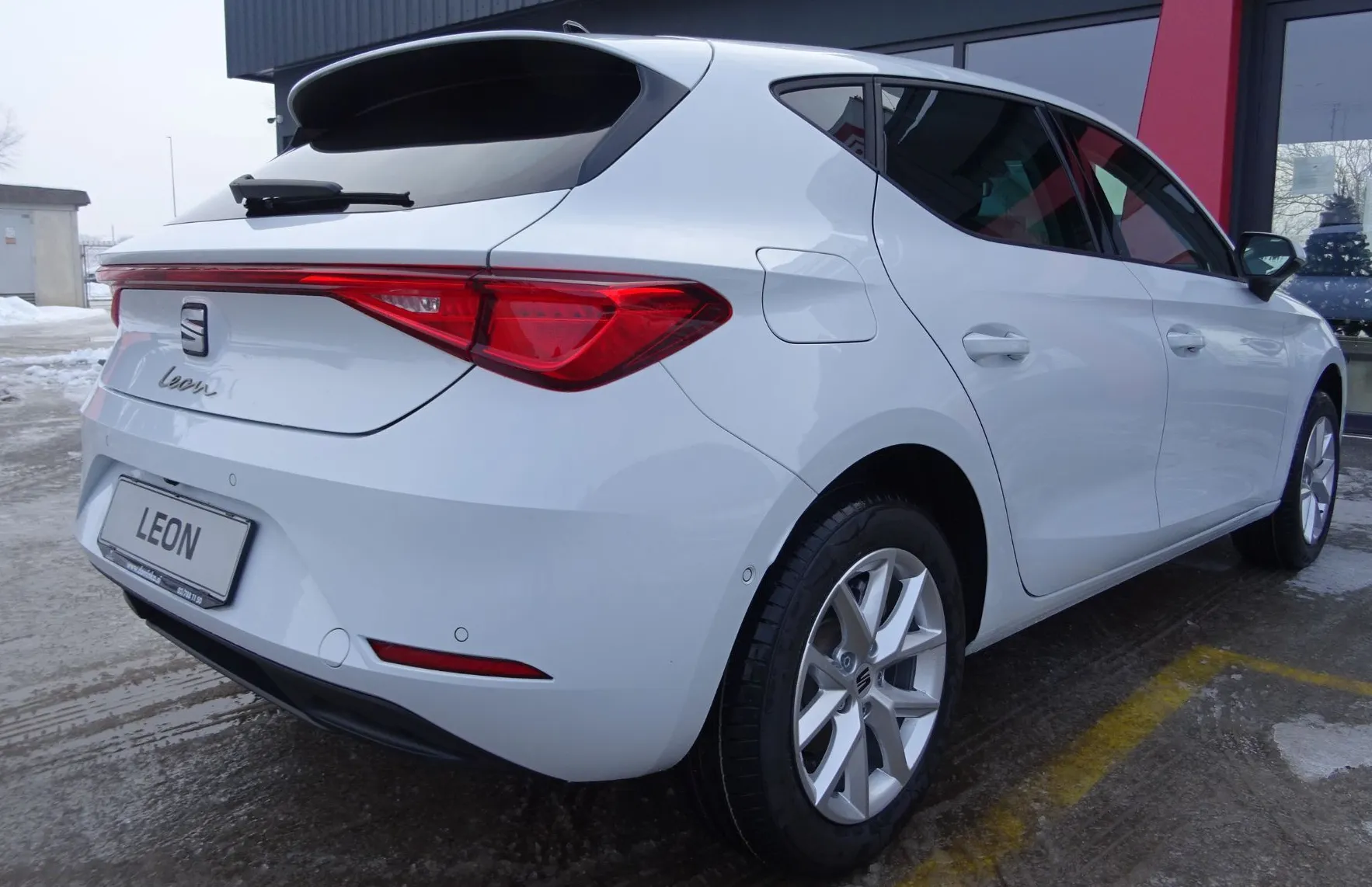 Zunanja slika - Seat Leon - 1.5 TSI 115KM STYLE EDITION - VLEČNA KLJUKA - - 5
