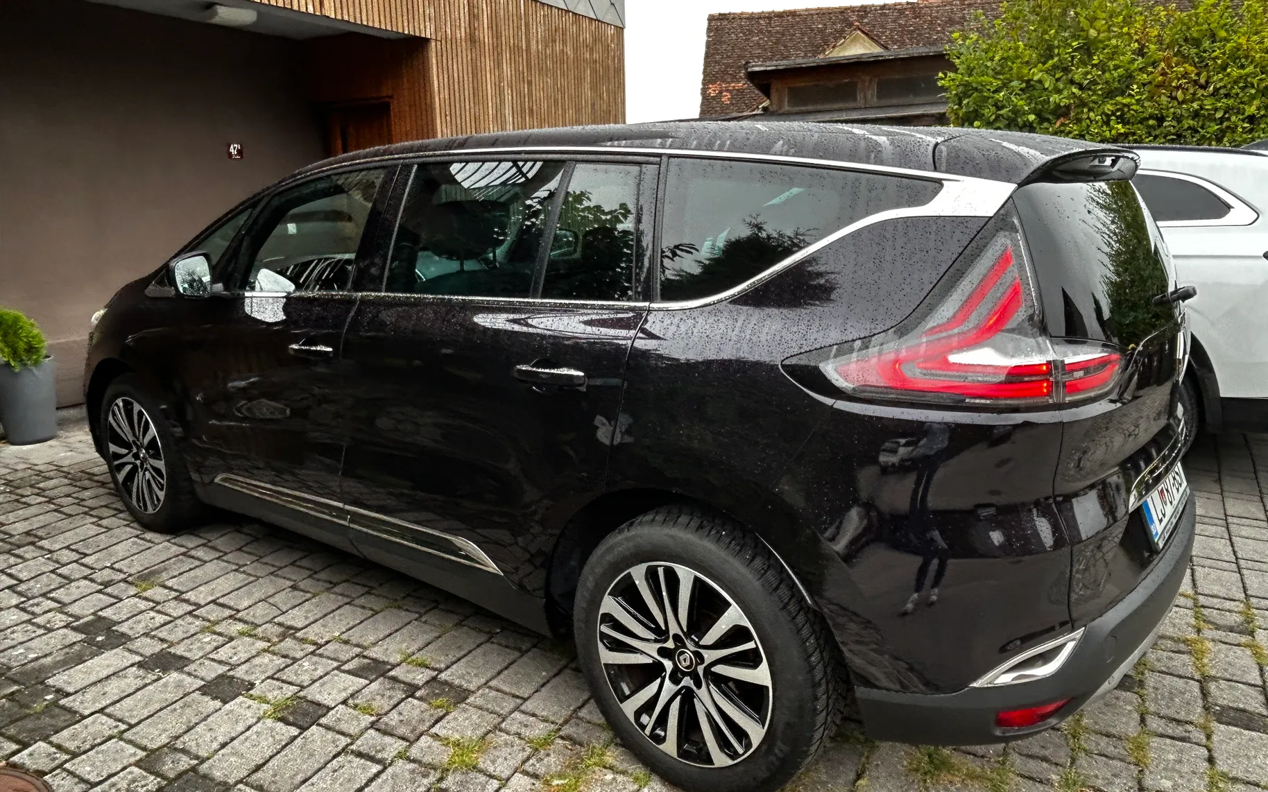 Zunanja slika - Renault Espace - INITIALE PARIS, 1,6 DCI AUT, 7sedežev - 2