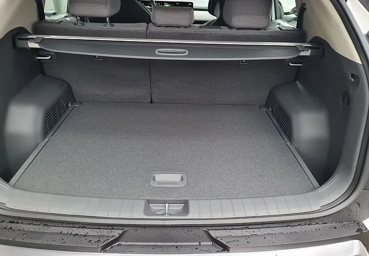 Zunanja slika - KIA EV3 - 58.3 kWh baterija. 150 kW Star - 11