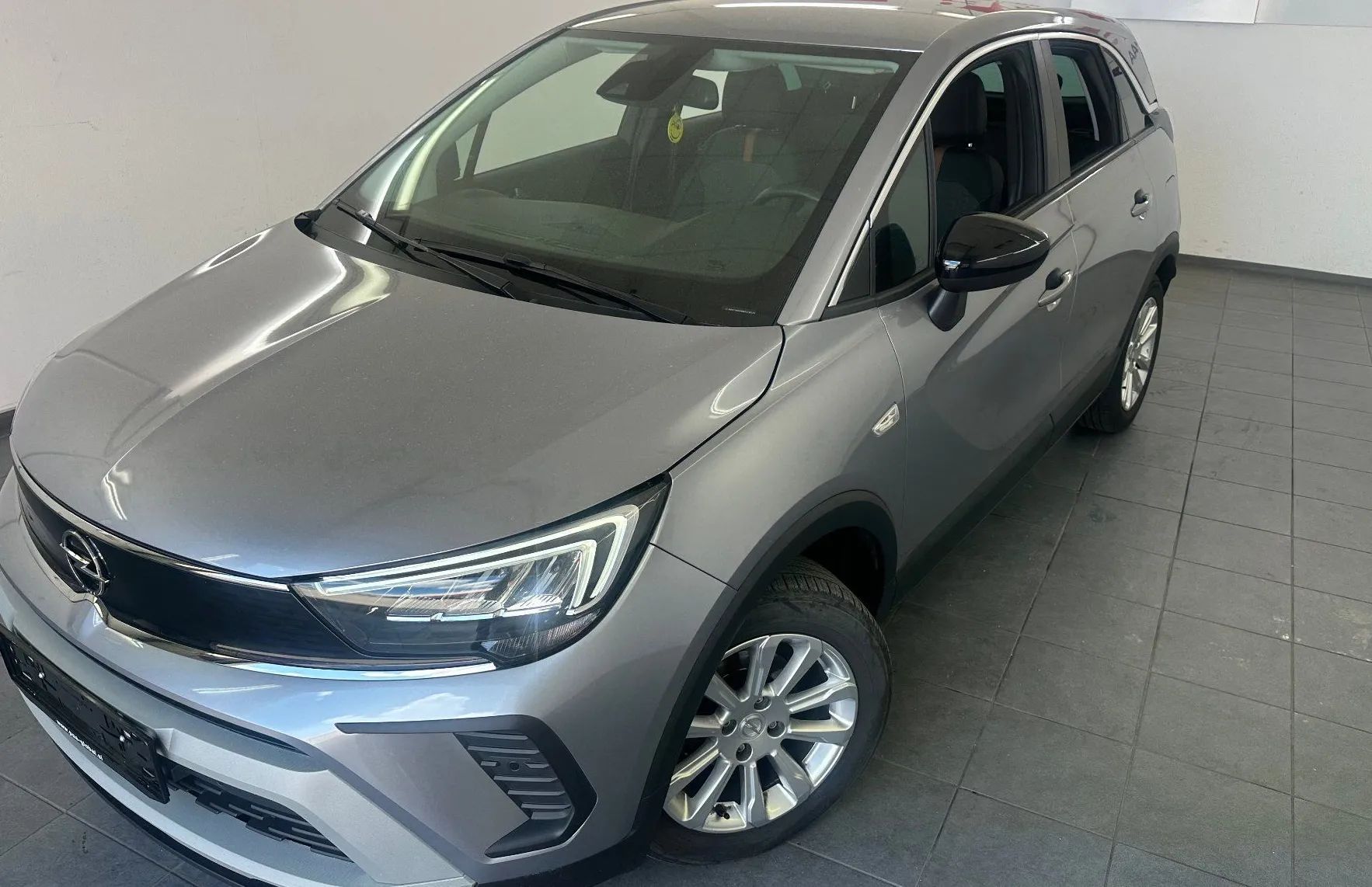 Zunanja slika - Opel Crossland - 1.2  BENCIN.KAMERA.LED.USNJE.NAVI.SAMO 73.000KM. - 1