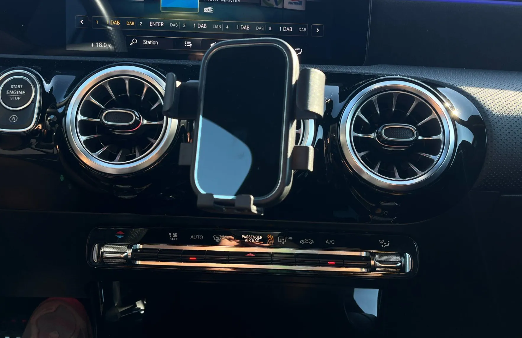 Zunanja slika - Mercedes-Benz CLA-Razred - CLA Shooting Brake CLA 200 Shooting Brake AMG Line Avt. - 18