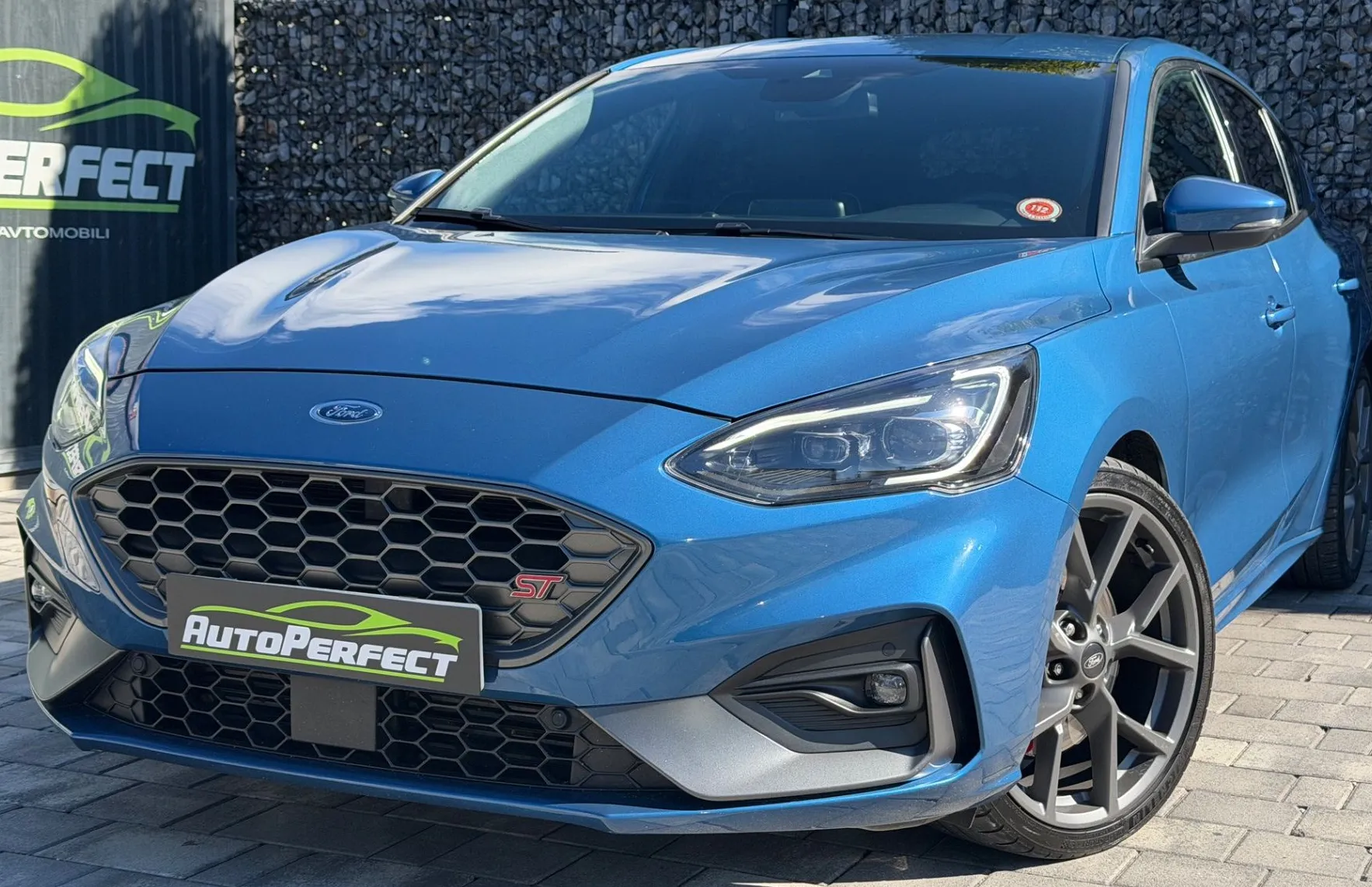 Zunanja slika - Ford Focus - 2.3 EcoBoost ST |RECARO|KAM|NAVI|GR. SED.| - 3
