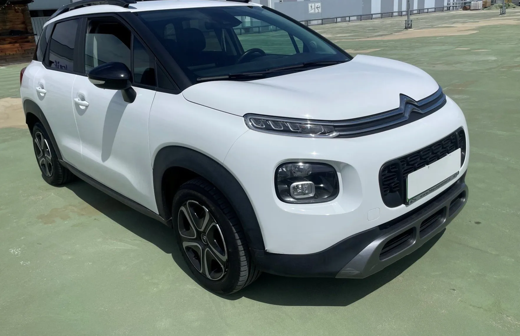 Zunanja slika - Citroën C3 Aircross - 1.2 PureTech 110 S S Shine Avt. NAVI.PDC ZAD. - 3