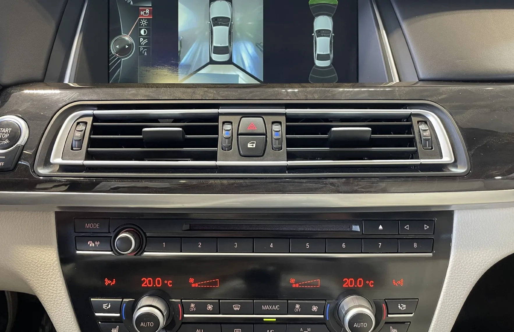 Zunanja slika - BMW Serija 7 - : 750d-xDrive-M OPTIK-NAVIGACIJA-INDIVIDUAL-MEMORY - 12