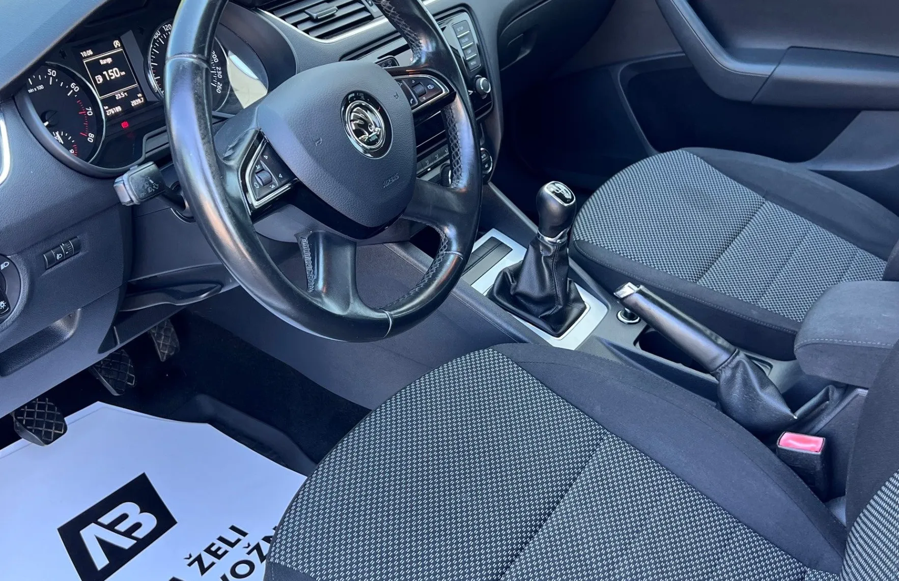 Zunanja slika - Škoda Octavia - 1.2 TSI+1.LAST+SLO+ALU+PDC - 10