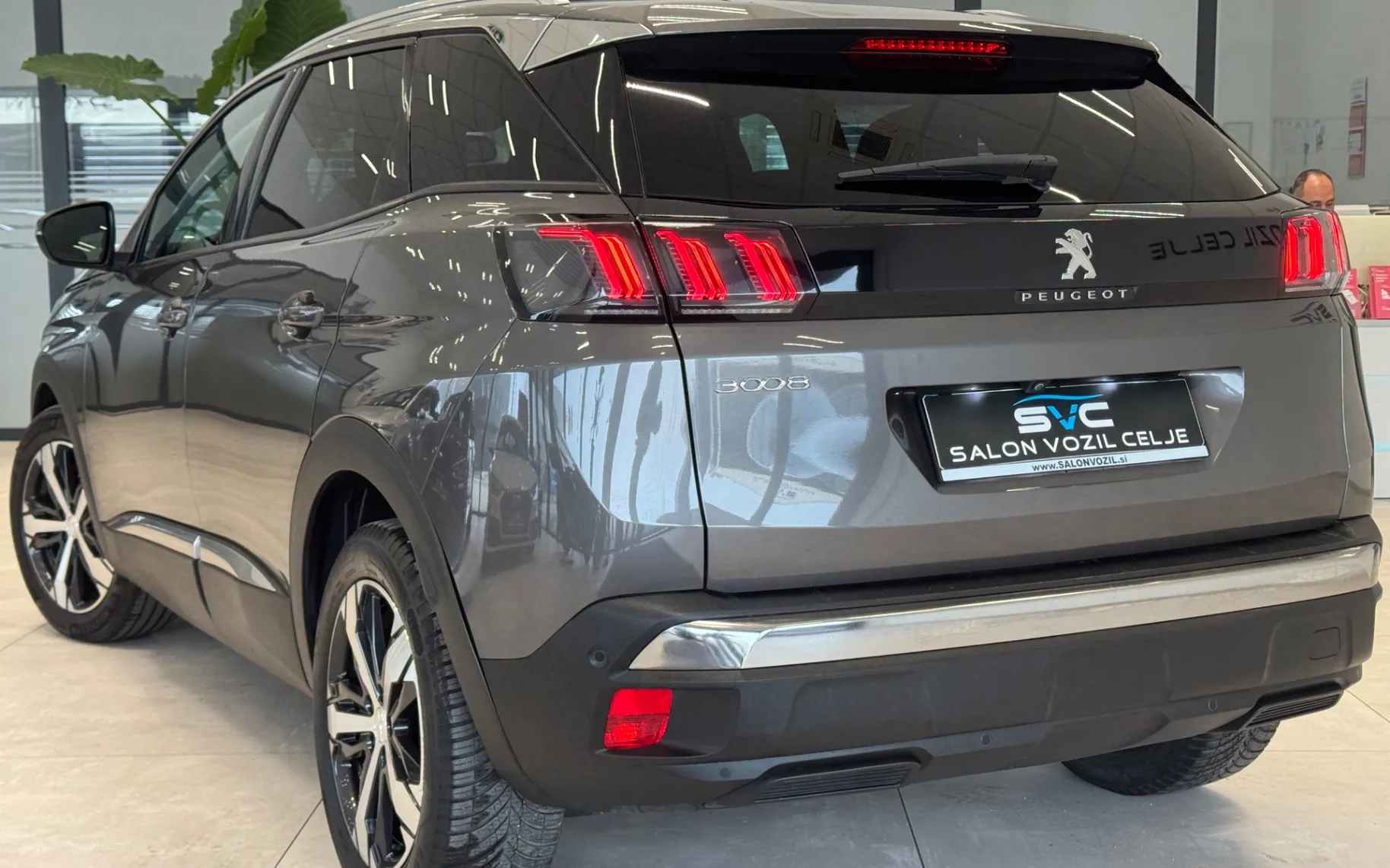 Zunanja slika - Peugeot 3008 - 1,2-130KM-ALLURE-FULL-LED-KAMERA-VIRTUAL-GRET-SED - 7