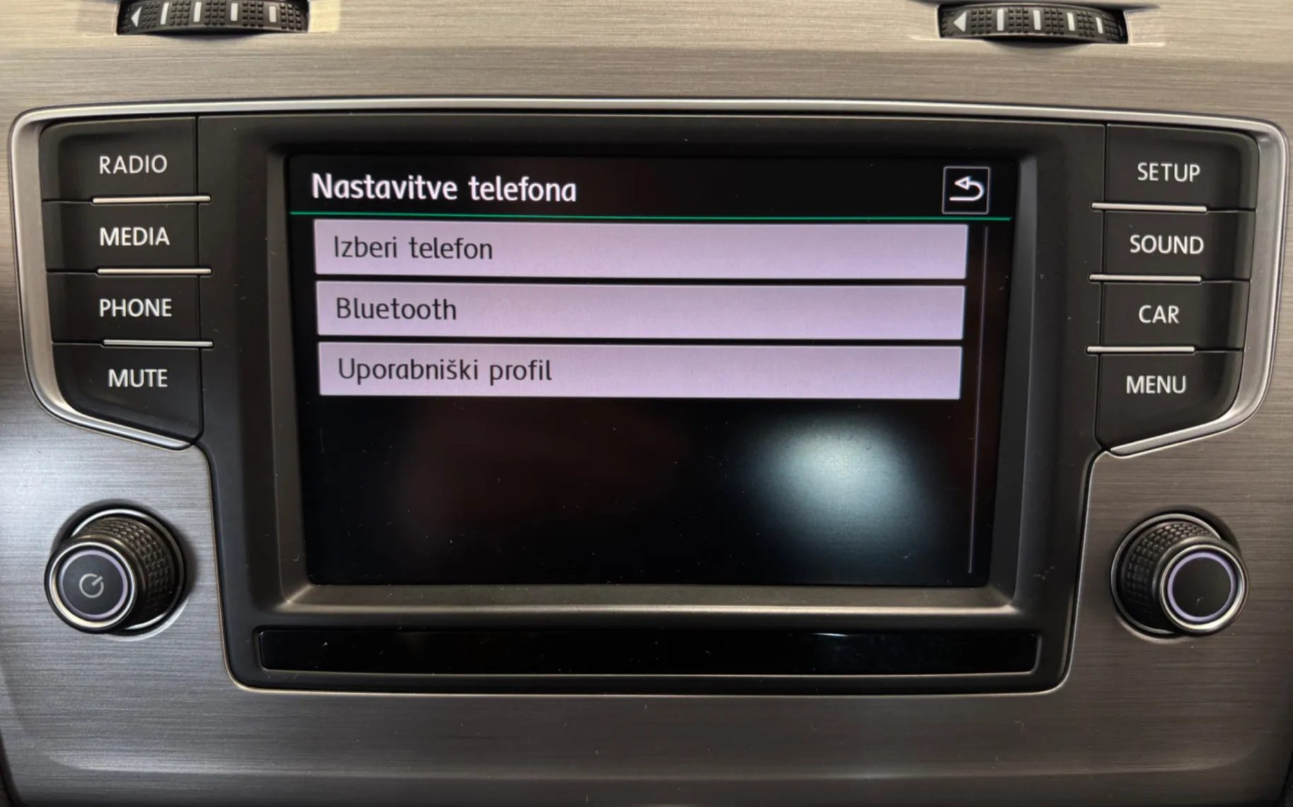 Zunanja slika - Volkswagen Golf - 1.6TDI-DSG-2X-PDC-DIGI-KLIMA-TEMPOMAT-GRET-SED-17C - 16