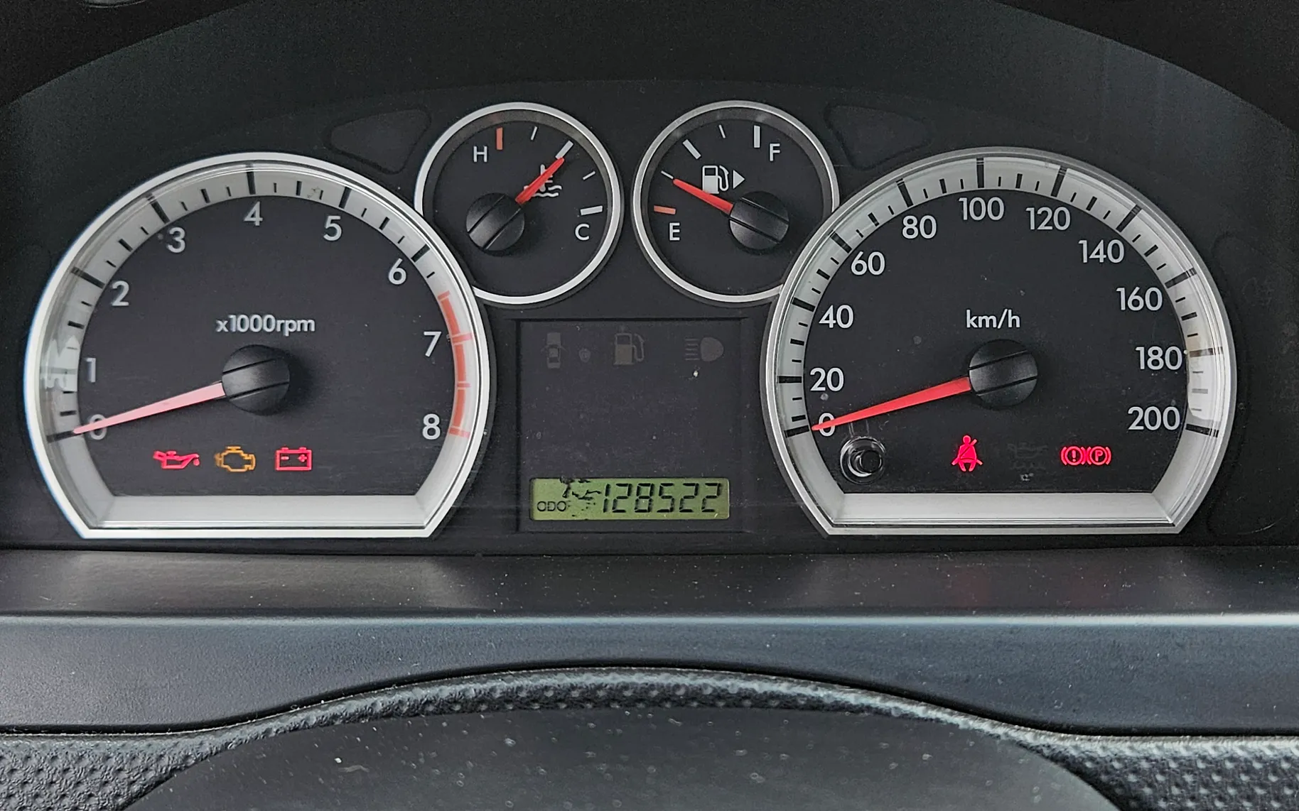 Notranja slika - Chevrolet Aveo - 1,2 16V Base - 8