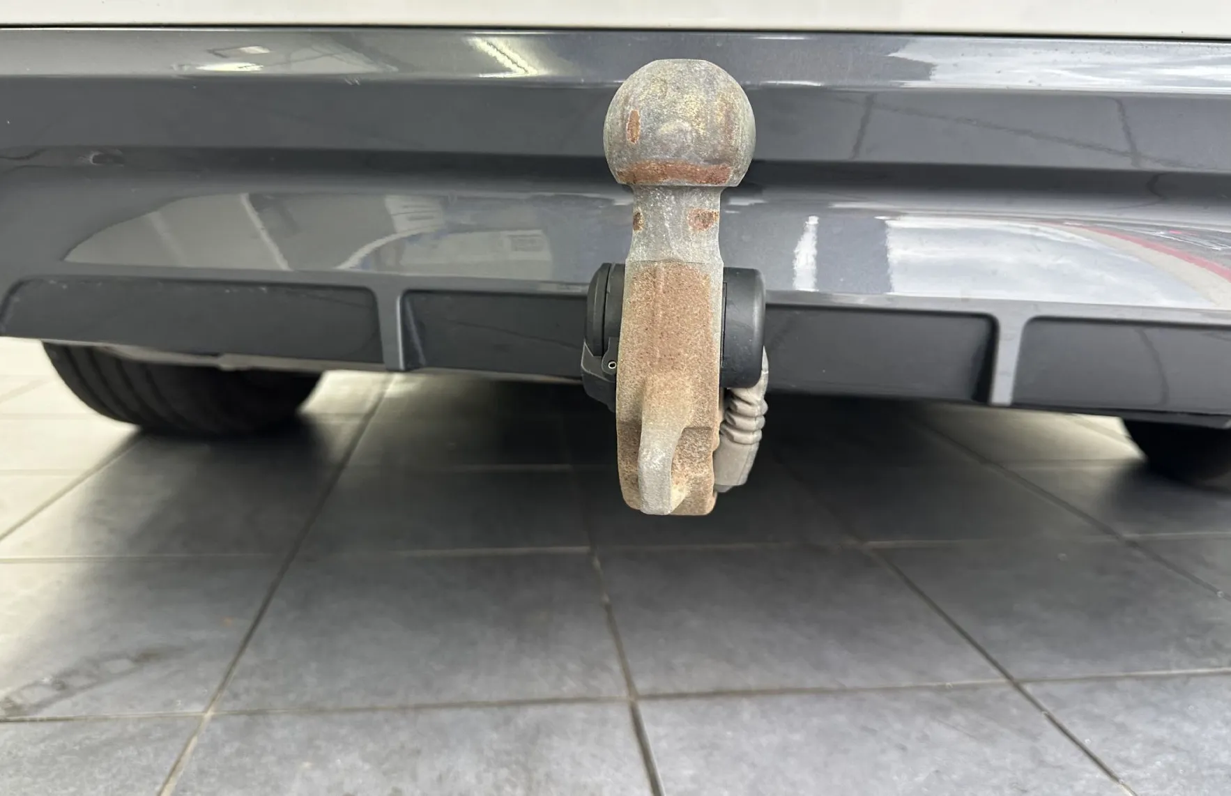 Zunanja slika - BMW Serija 5 - Touring: 530e  Avt.M Sport.4X4.NEMŠKI+4ALU.KAMERA.LED.AC - 16