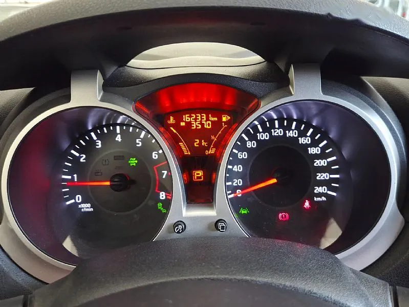 Zunanja slika - Nissan Juke - 4X4 1.6 DIG-T 360° Premium X-Tronic 1.LASTNIK SLO - 15