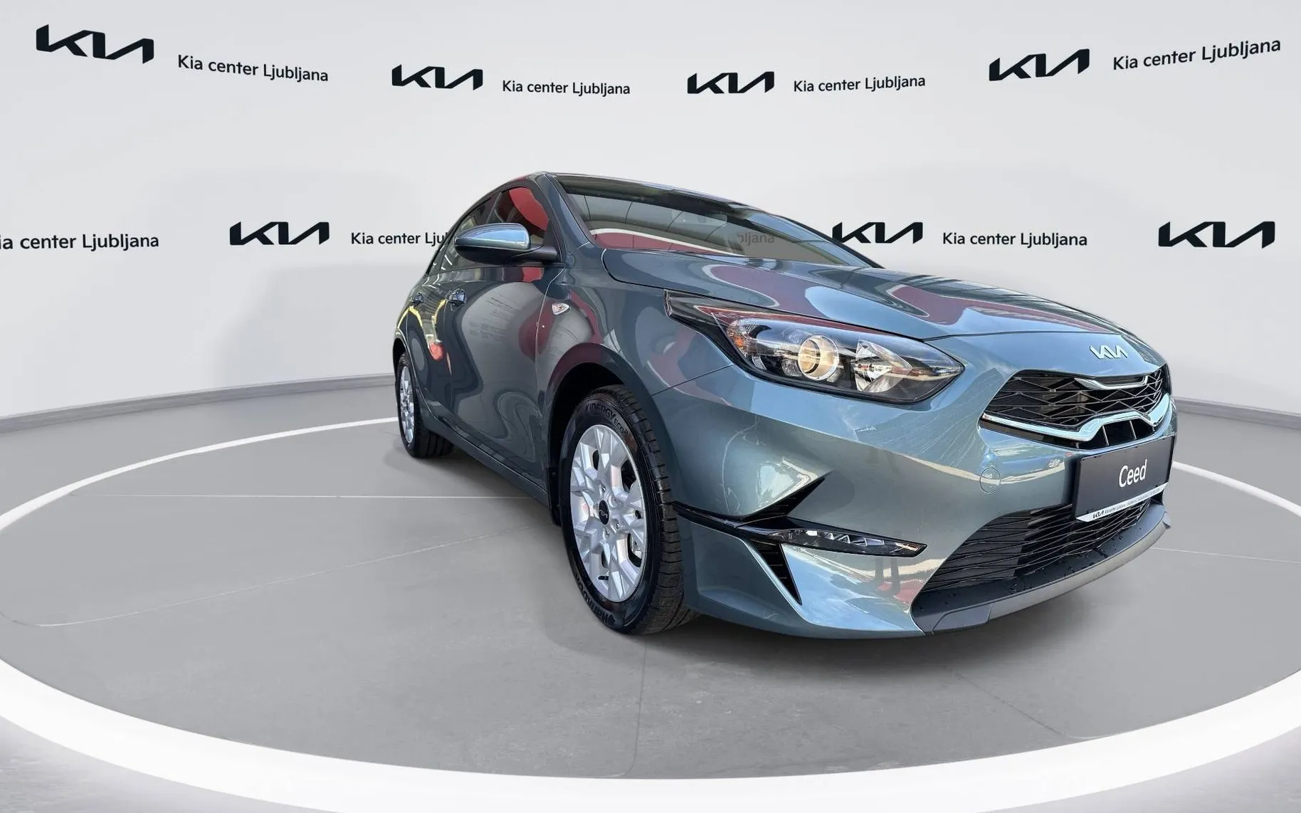 Zunanja slika - KIA Ceed - 1.0 T-GDi EX Champion + ISG. M T ... - 2