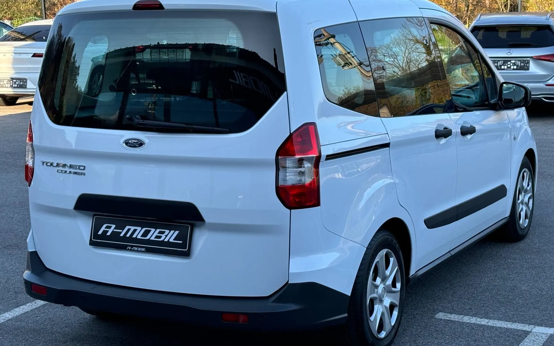 Zunanja slika - Ford Tourneo - Courier 1.5 Tdci KAMERA-NAVI-LEASING-LEANPAY... - 3