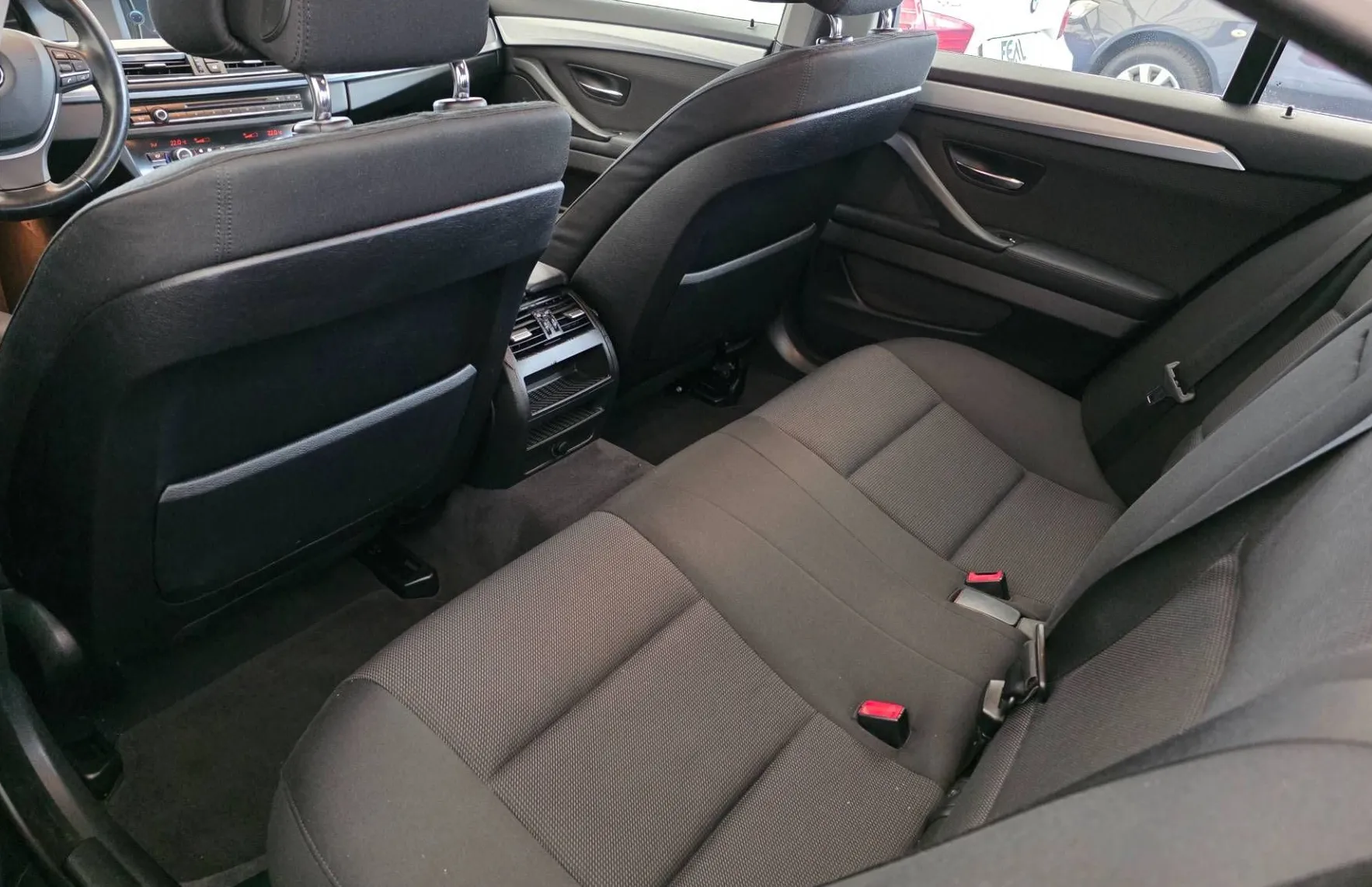 Zunanja slika - BMW Serija 5 - : 530d-AVT-V6-LIMUZINA-XENON-LED-NAVI-PDC-TEMPOMAT-. - 11