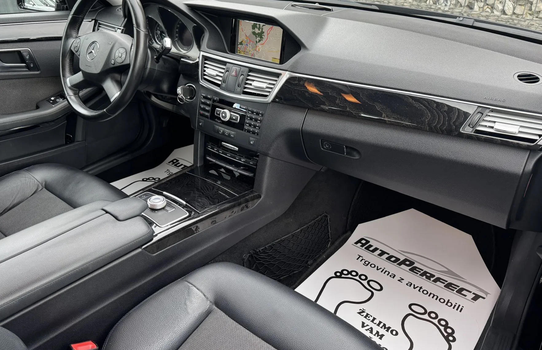 Zunanja slika - Mercedes-Benz E-Razred - E 220 CDI AVANTGARDE AVT GR SED NAVI PDC ACC - 11