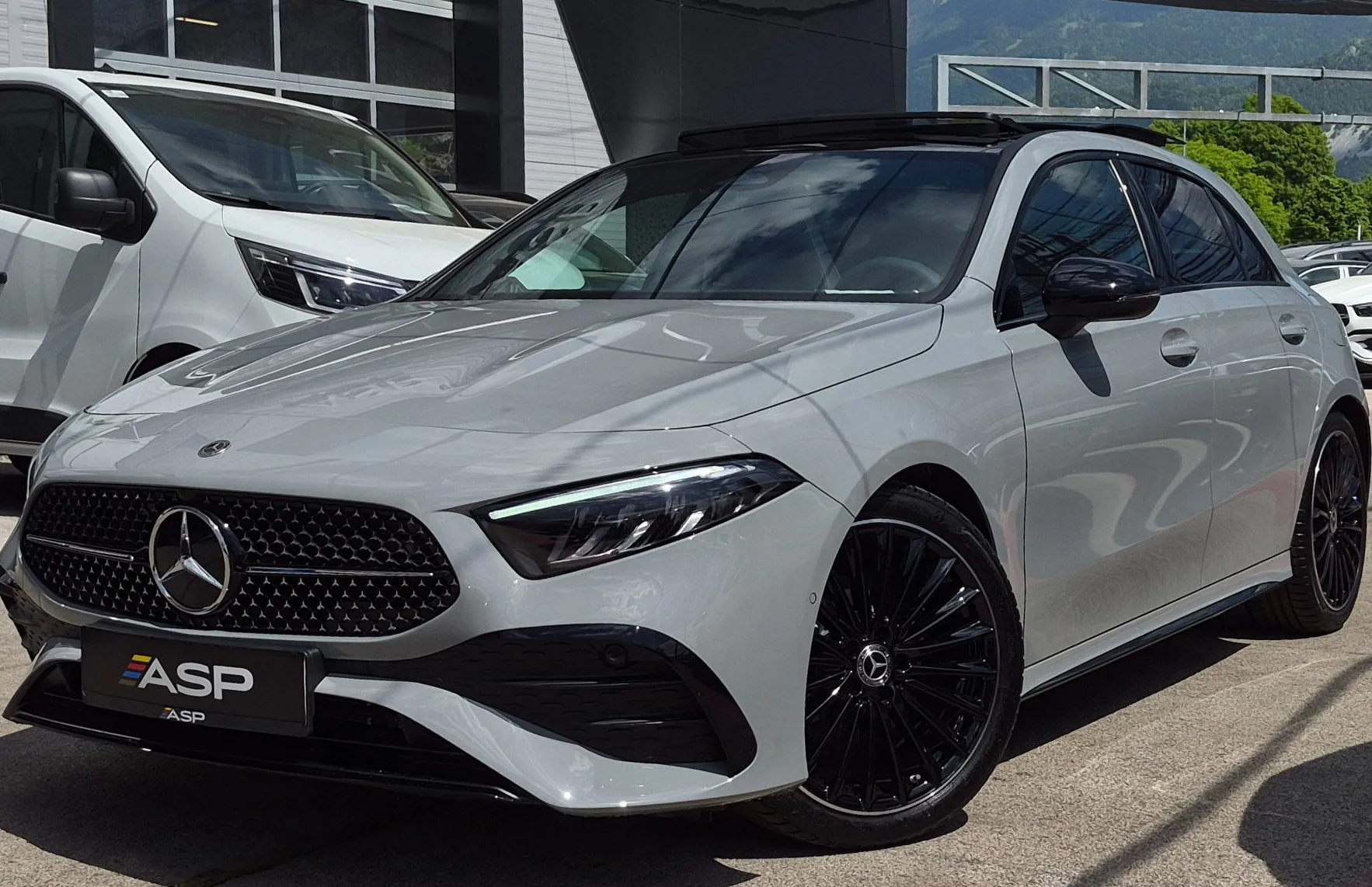Zunanja slika - Mercedes-Benz A-Razred - A 180 AMG Edition - 1