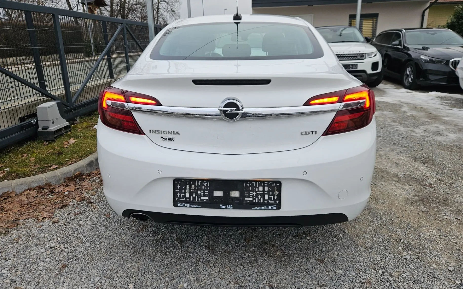 Notranja slika - Opel Insignia - 2.0 CDTI 125KW  SLO  SAMO 135000KM  LED... - 7