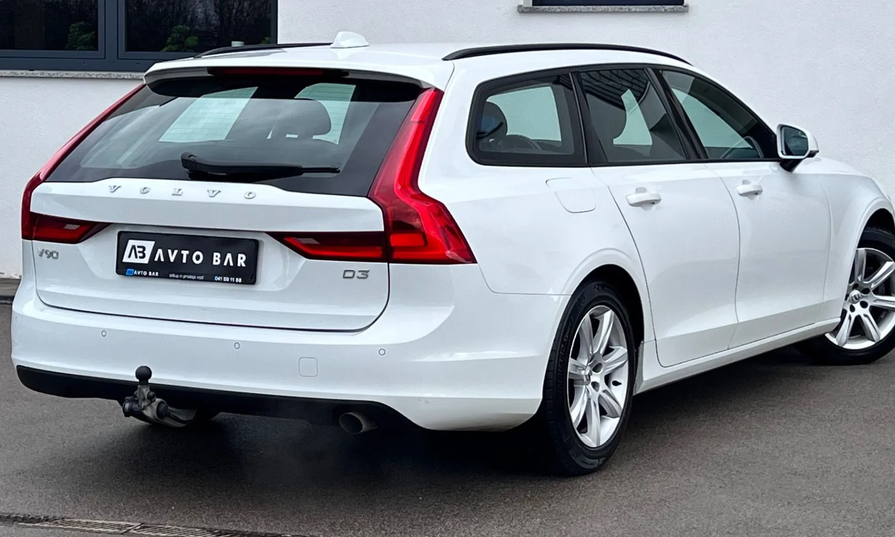 Zunanja slika - Volvo V90 - 2.0D+ACC+FULL LED++NAVI+PDC+KLJUKA+NOVE PNEVMATI.. - 8