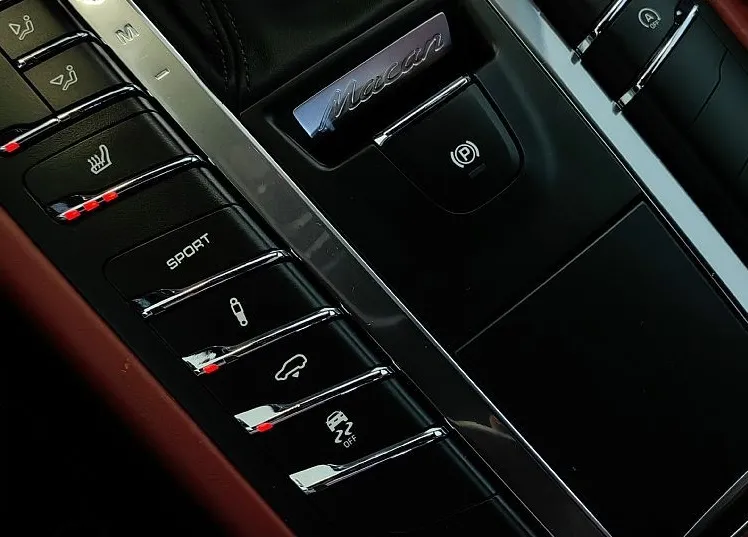 Zunanja slika - Porsche Macan - 3.0d-258KM-2.LASTNIK-SLO-ZRAČNO-MATRIX-PDC-21COL- - 16