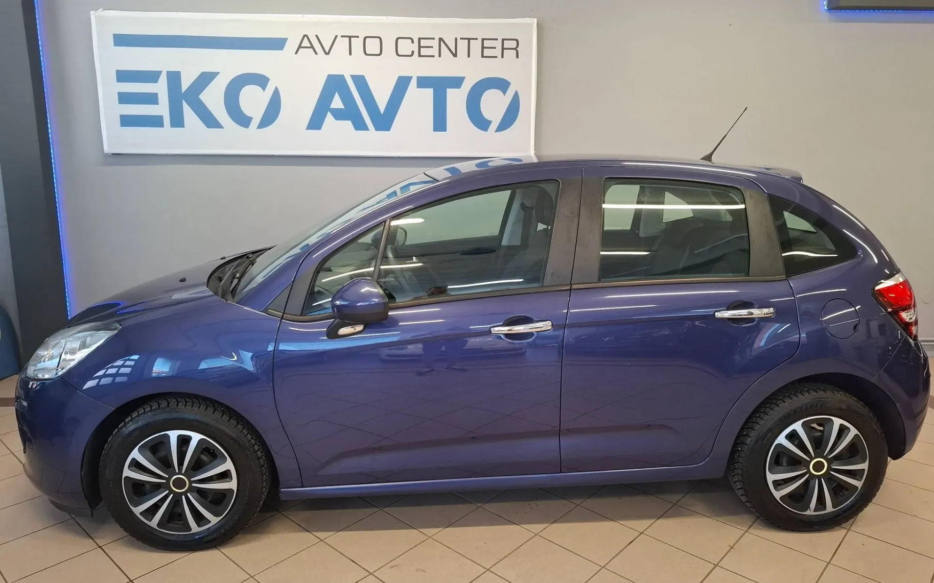 Notranja slika - Citroën C3 - 1.0 VTi PureTech Attraction SAMO 98000KM-KOT NOV - 9