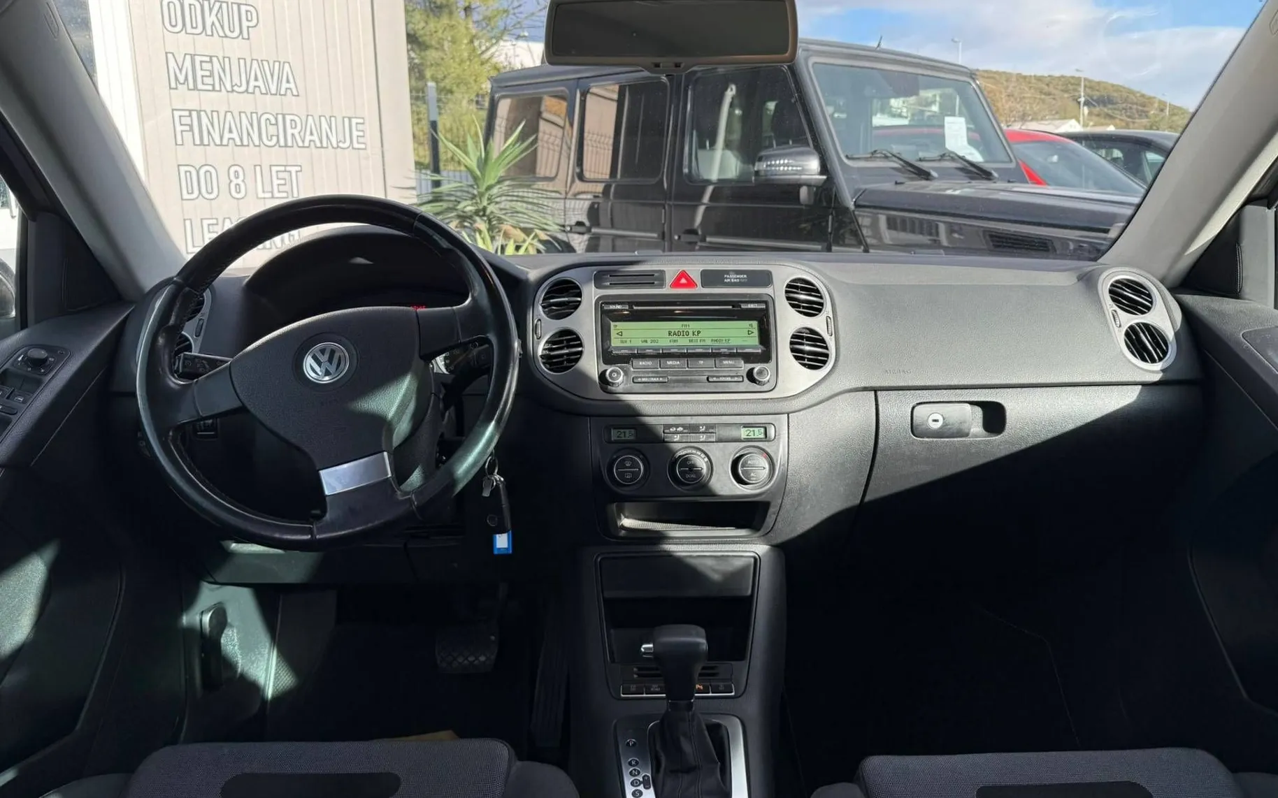 Zunanja slika - Volkswagen Tiguan - 2.0 TDI 4MOTION DSG Sport 1.LASTNIK KUP. V SLO - 3