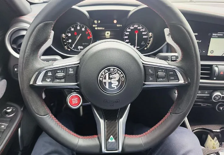 Zunanja slika - Alfa Romeo Giulia - 2.9 V6 Bi-Turbo 510 Quadrifoglio AT8 - 6