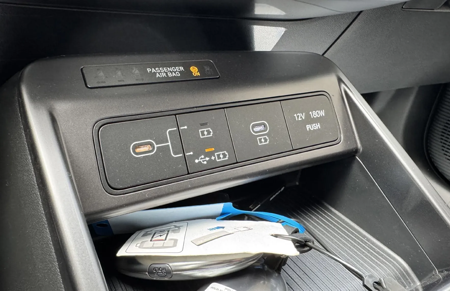 Zunanja slika - Hyundai Kona - 1.6 GDI   hibrid Premium DCT+ZIMSKE PNEVMATIKE - 6