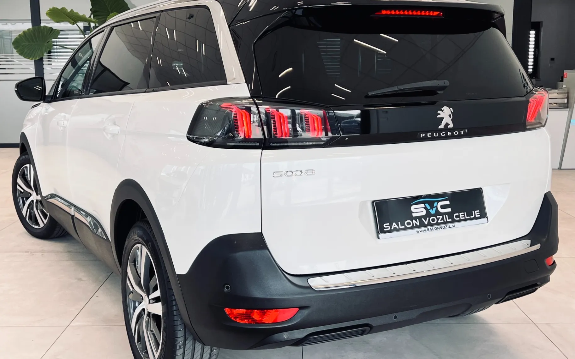 Zunanja slika - Peugeot 5008 - 3008 1,2 PureTech 130 S&S ALLURE Avt. - 7