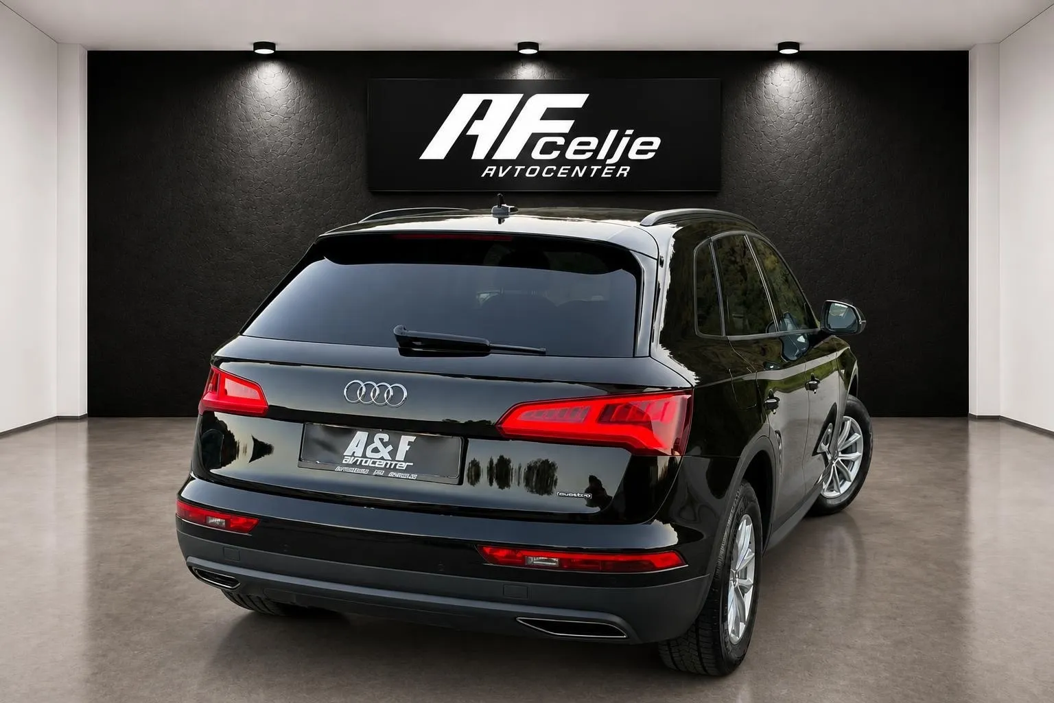 Zunanja slika - Audi Q5 - 2.0 TDI-Q-4X4-AUT-XENON+LED-LIZING ZA TUJCE- - 4