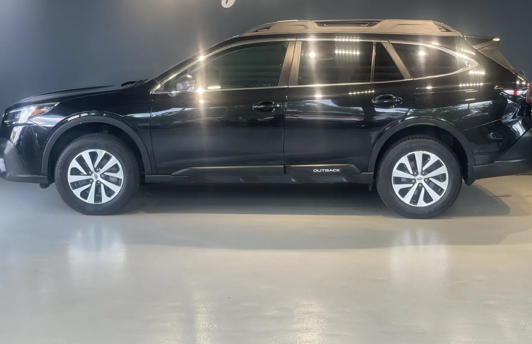 Zunanja slika - Subaru Outback - 1.LASTNIK-RADAR-LED-USNJE-KAMERA-GRETJE SED-KLJUKA - 3