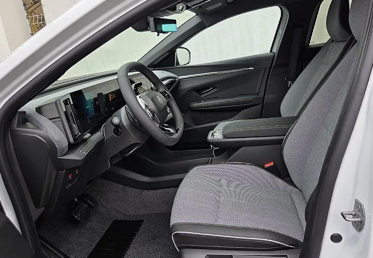 Zunanja slika - Renault Megane E-tech - Techno EV67 220KM+paket Zima - 8