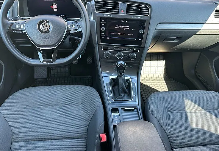 Zunanja slika - VW Golf - 1.6 TDI°°Digi.števci°°Gretje sedežev°°Garancija - 7
