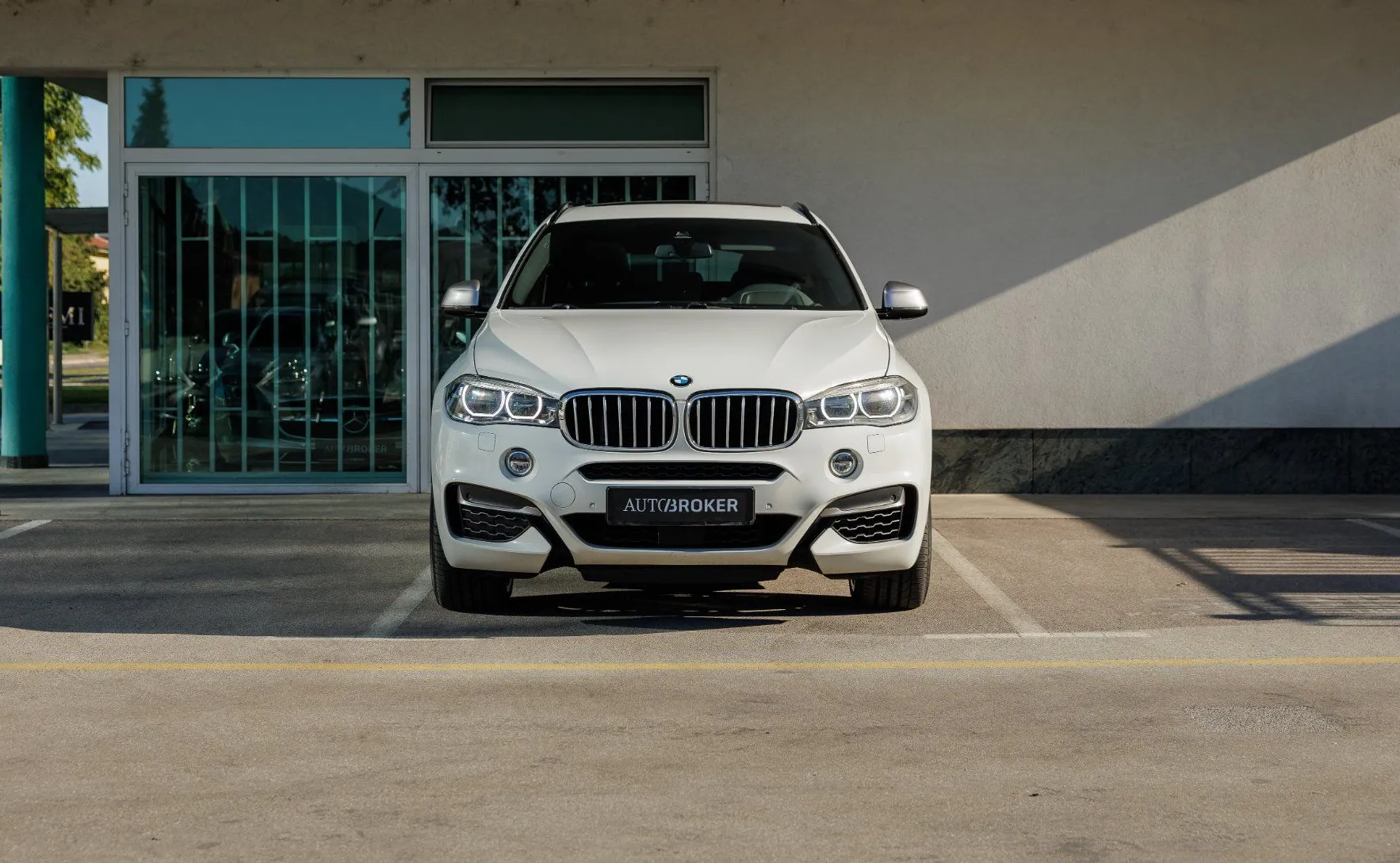 Zunanja slika - BMW X6 - serija : M50d M Sport kamera Navi PRO HeadUp Adapt. LED - 2