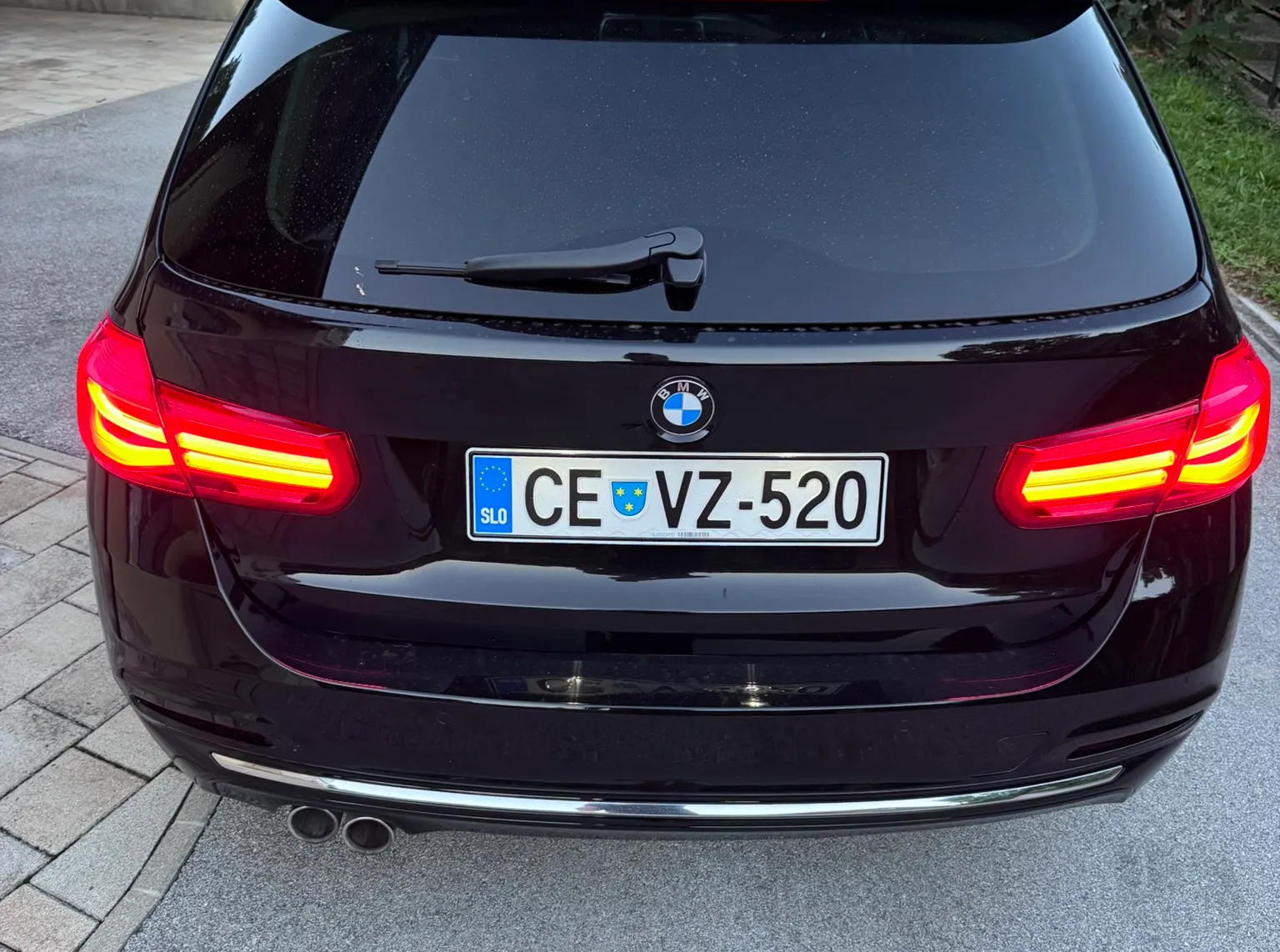 Zunanja slika - BMW Serija 3 - 320d Touring Luxury Line - 5