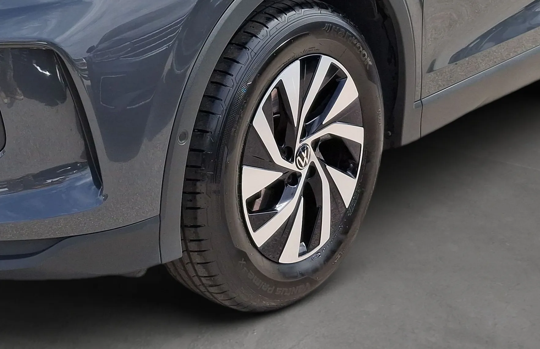 Zunanja slika - VW Tiguan - 1.5 eTSI BMT 4All DSG - 3