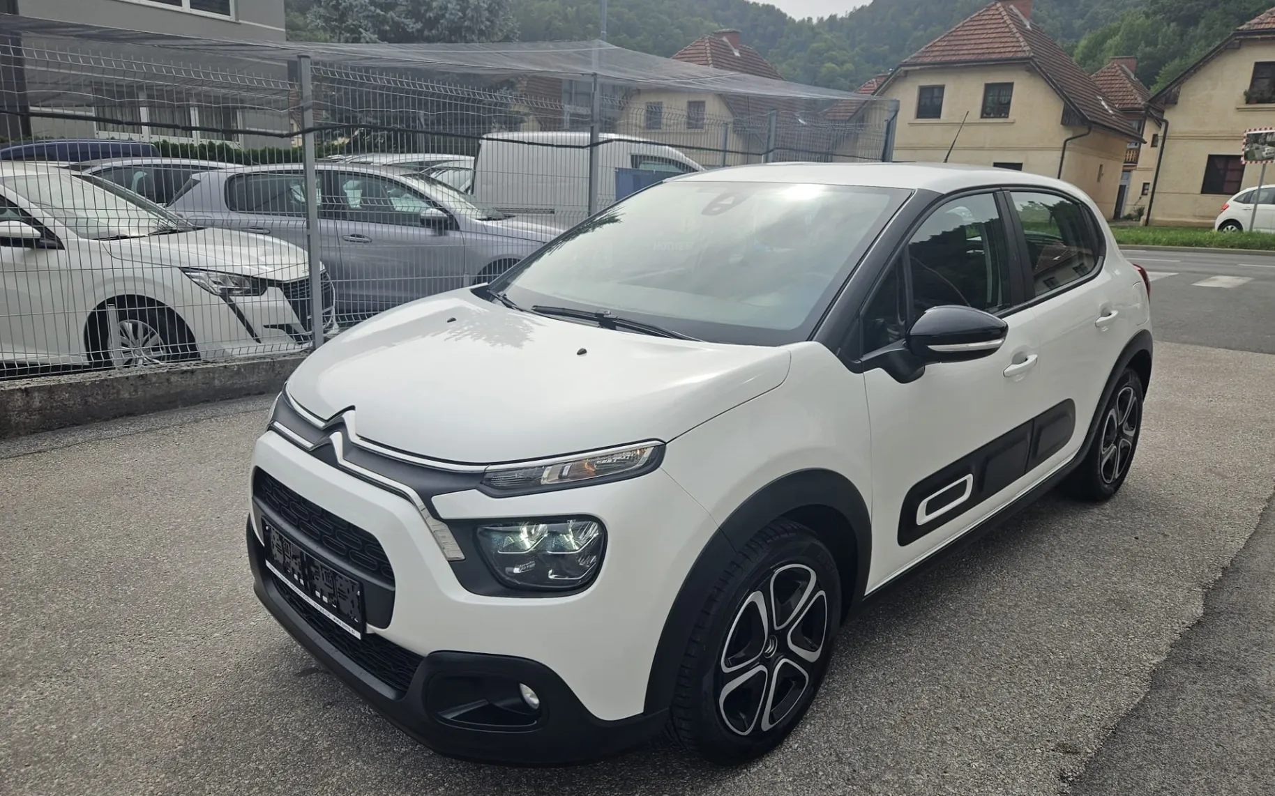 Zunanja slika - Citroën C3 - 1,2 PureTech 83 - Feel - 2