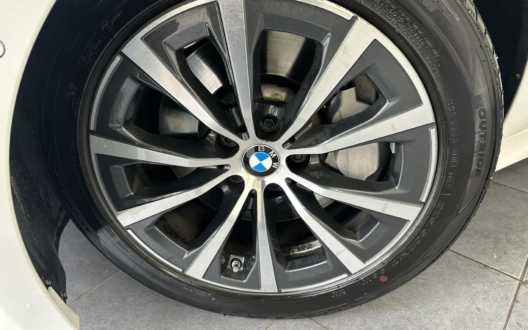 Zunanja slika - BMW Serija 3 - 330d Avt. M paket.KAMERA.USNJE.LED.SAMO 68.000 KM - 3